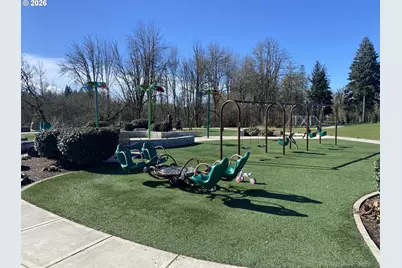 1683 S Quartz Dr, Cornelius, OR 97113 - Photo 31