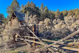 25405 SE Bear Creek Rd, Prineville, OR 97754 - Photo 35
