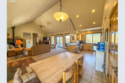 25405 SE Bear Creek Rd, Prineville, OR 97754 - Photo 5