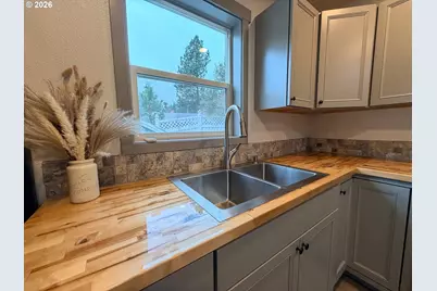 215 N Humbolt St, Canyon City, OR 97820 - Photo 7