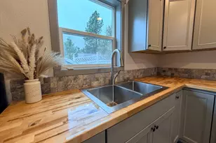 215 N Humbolt St, Canyon City, OR 97820 - Photo 7