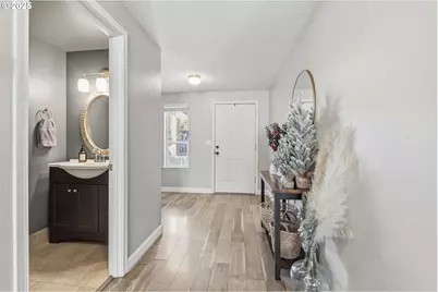 15003 NE 69th St, Vancouver, WA 98682 - Photo 9