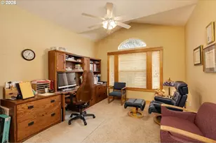 521 NW Mount Mazama St, McMinnville, OR 97128 - Photo 15