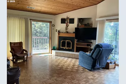 99608 S Bank Chetco Rd, Brookings, OR 97415 - Photo 23