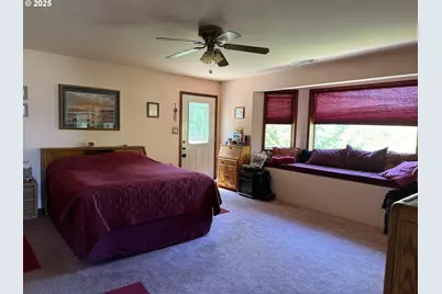 99608 S Bank Chetco Rd, Brookings, OR 97415 - Photo 9