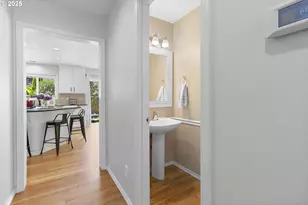 9495 SW Cherry Ln, Tualatin, OR 97062 - Photo 17