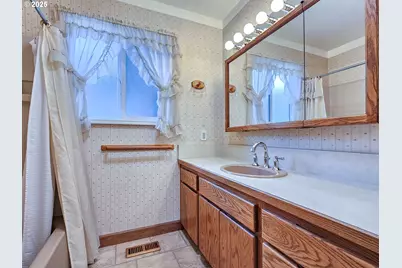 20175 SW Clarion St, Beaverton, OR 97003 - Photo 17