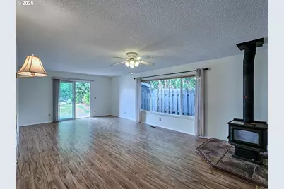 20175 SW Clarion St, Beaverton, OR 97003 - Photo 13