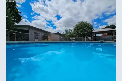 20175 SW Clarion St, Beaverton, OR 97003 - Photo 33