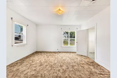 590 Rivington St, Astoria, OR 97103 - Photo 17