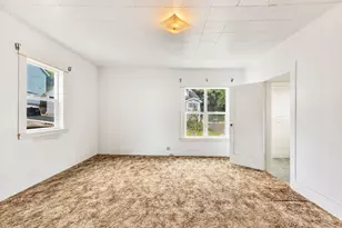 590 Rivington St, Astoria, OR 97103 - Photo 17