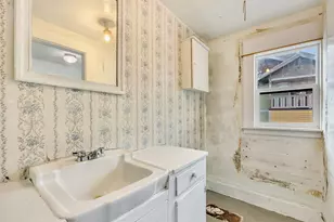 590 Rivington St, Astoria, OR 97103 - Photo 21