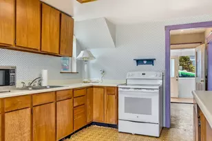 590 Rivington St, Astoria, OR 97103 - Photo 13