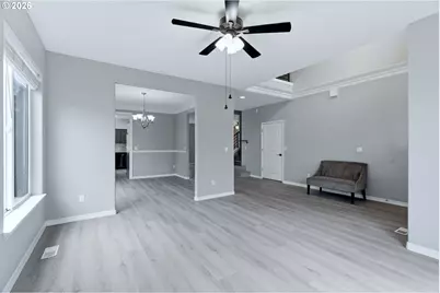 359 NW Eagle Feather St, Salem, OR 97304 - Photo 5