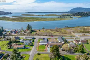 67 Spruce St, Wheeler, OR 97147 - Photo 47