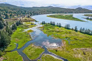 67 Spruce St, Wheeler, OR 97147 - Photo 43