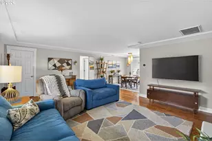 10891 SE Spruce View Ln, Happy Valley, OR 97086 - Photo 7