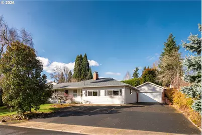 10891 SE Spruce View Ln, Happy Valley, OR 97086 - Photo 3