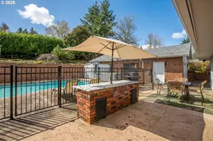 10891 SE Spruce View Ln, Happy Valley, OR 97086 - Photo 31