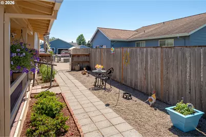 1425 SW Emily Dr, McMinnville, OR 97128 - Photo 33