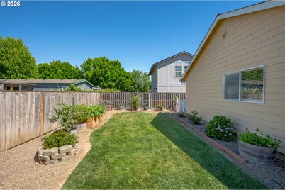 1425 SW Emily Dr, McMinnville, OR 97128 - Photo 31