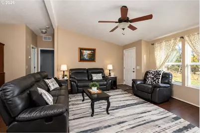 252 Blackledge Rd, Carson, WA 98610 - Photo 5