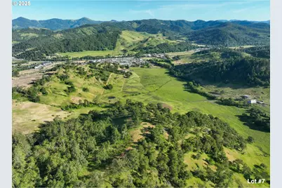 955 Kester Rd, Roseburg, OR 97470 - Photo 25
