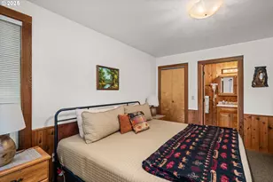 54444 McKenzie River Dr, Blue River, OR 97413 - Photo 25