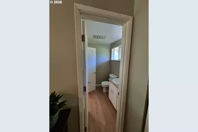 1766 Berwin Ln, Eugene, OR 97404 - Photo 3