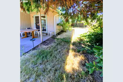 1766 Berwin Ln, Eugene, OR 97404 - Photo 27