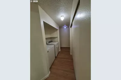 1766 Berwin Ln, Eugene, OR 97404 - Photo 11