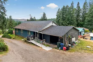 1570 N Irving St, Coquille, OR 97423 - Photo 35