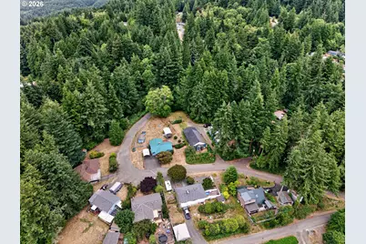 1570 N Irving St, Coquille, OR 97423 - Photo 39