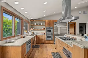 13237 Knaus Rd, Lake Oswego, OR 97034 - Photo 11