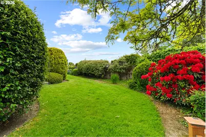 13237 Knaus Rd, Lake Oswego, OR 97034 - Photo 31