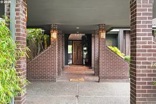 13237 Knaus Rd, Lake Oswego, OR 97034 - Photo 3