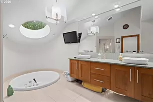 13237 Knaus Rd, Lake Oswego, OR 97034 - Photo 21