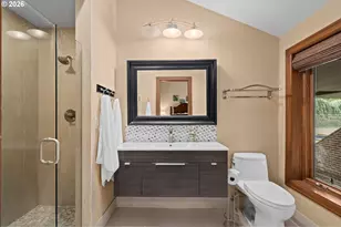 13237 Knaus Rd, Lake Oswego, OR 97034 - Photo 23