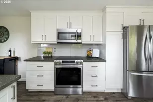 2520 SW Towle Ave, Gresham, OR 97080 - Photo 13