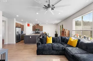 1906 Melody Way, Longview, WA 98632 - Photo 9