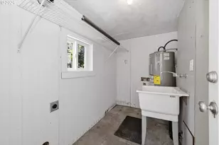 2291 Norkenzie Rd, Eugene, OR 97401 - Photo 27