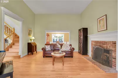 4023 Melissa Dr, Lake Oswego, OR 97034 - Photo 9