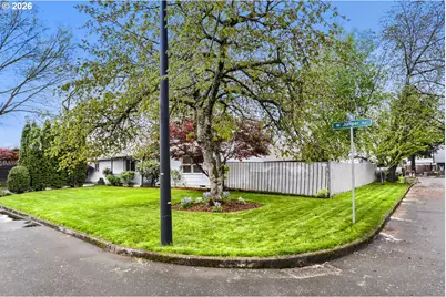 1675 NE Juniper Ave, Gresham, OR 97030 - Photo 27