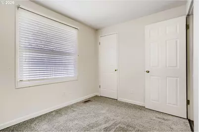 1675 NE Juniper Ave, Gresham, OR 97030 - Photo 17