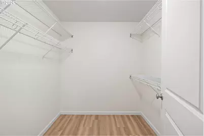 15056 NW Central Dr #701, Portland, OR 97229 - Photo 19