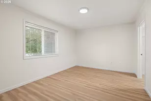 15056 NW Central Dr, Portland, OR 97229 - Photo 17