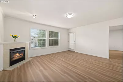 15056 NW Central Dr #701, Portland, OR 97229 - Photo 9