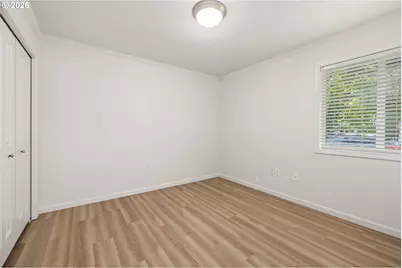 15056 NW Central Dr #701, Portland, OR 97229 - Photo 15