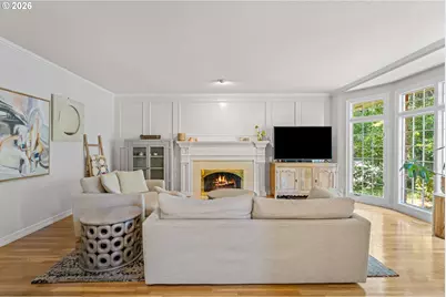 16193 Matthew Ct, Lake Oswego, OR 97034 - Photo 9