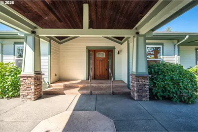 277 10th St, Bandon, OR 97411 - Photo 5